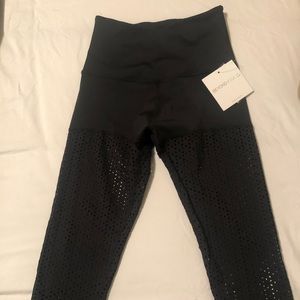 New with tags. Beyond yoga cut out leggings